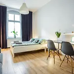Wygodne W Gliwicach Homestay *