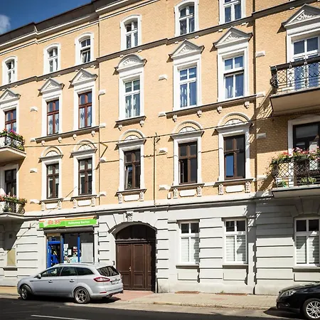 Wygodne W Gliwicach Homestay *